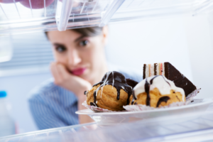Strategie pratiche per gestire la voglia di dolce dopo cena